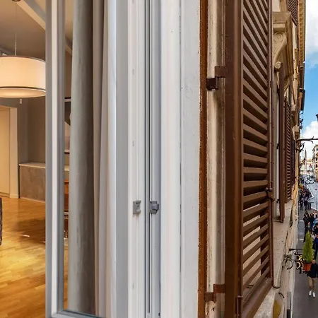 Piazza Di Spagna Moda Luxury Lägenhet