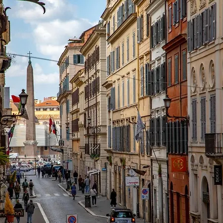 Piazza Di Spagna Moda Luxury *